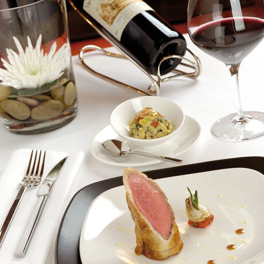 Steelite Monaco Quadro Plate Square White 28 X 18cm (12 Pack) - B8110 4 Steelite Monaco Quadro Plate Square White 28 X 18cm (12 Pack) - B8110 - Image 2