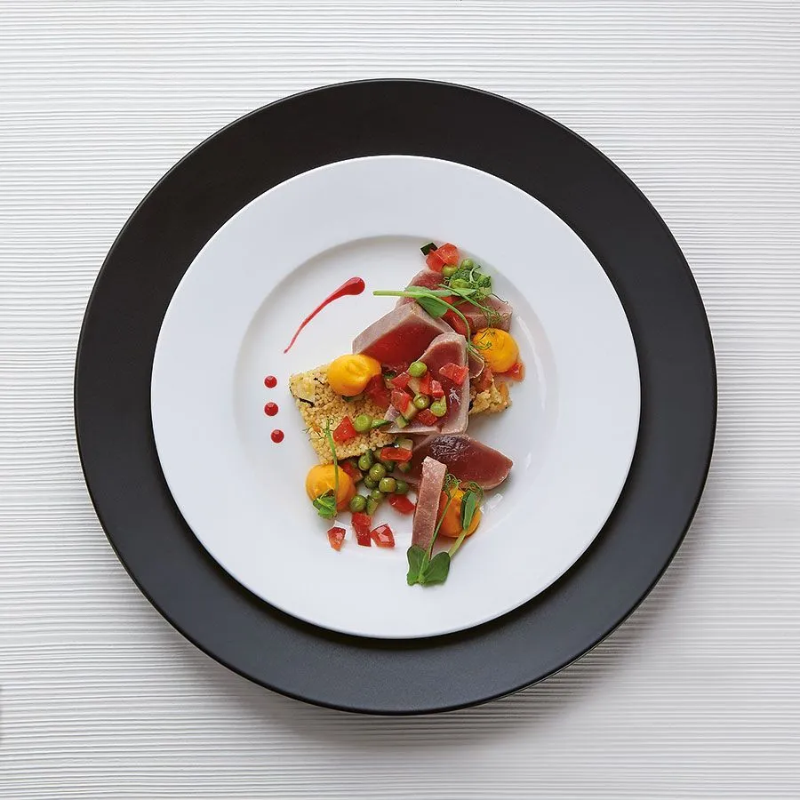 Chef And Sommelier Olea Plate Classic Wide Rim 32cm (12 Pack) - BL050 4 Chef And Sommelier Olea Plate Classic Wide Rim 32cm (12 Pack) - BL050 - Image 2