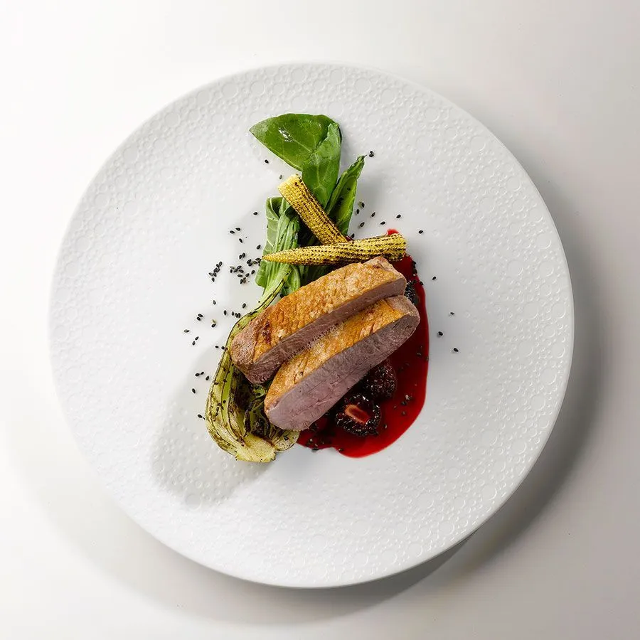 Artis Snow Gloss Flat Coupe Plate 32cm (6 Pack) - BL056 4 Artis Snow Gloss Flat Coupe Plate 32cm (6 Pack) - BL056 - Image 2